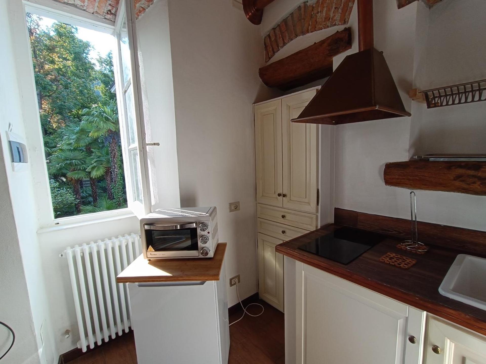 Casa Martelli Apartment Belgirate Bagian luar foto