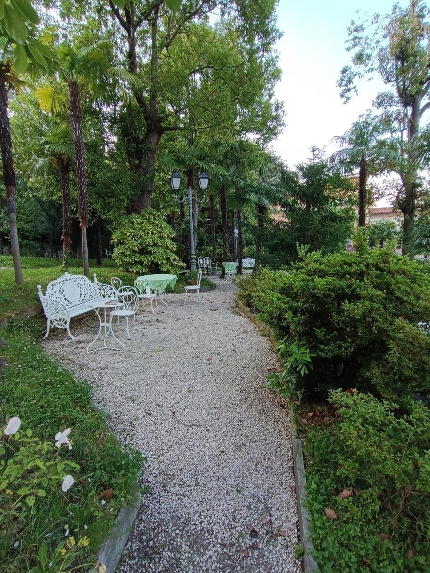 Casa Martelli Apartment Belgirate Bagian luar foto