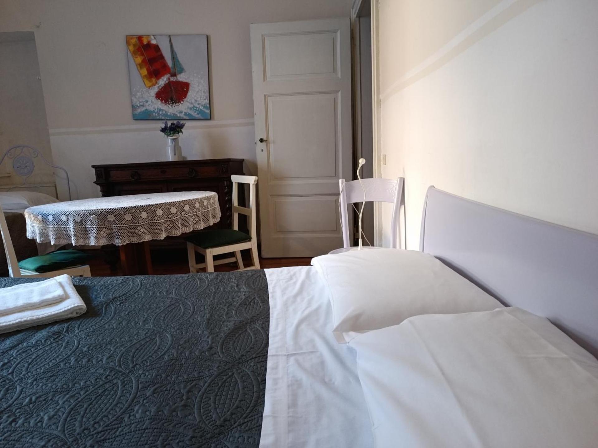 Casa Martelli Apartment Belgirate Bagian luar foto