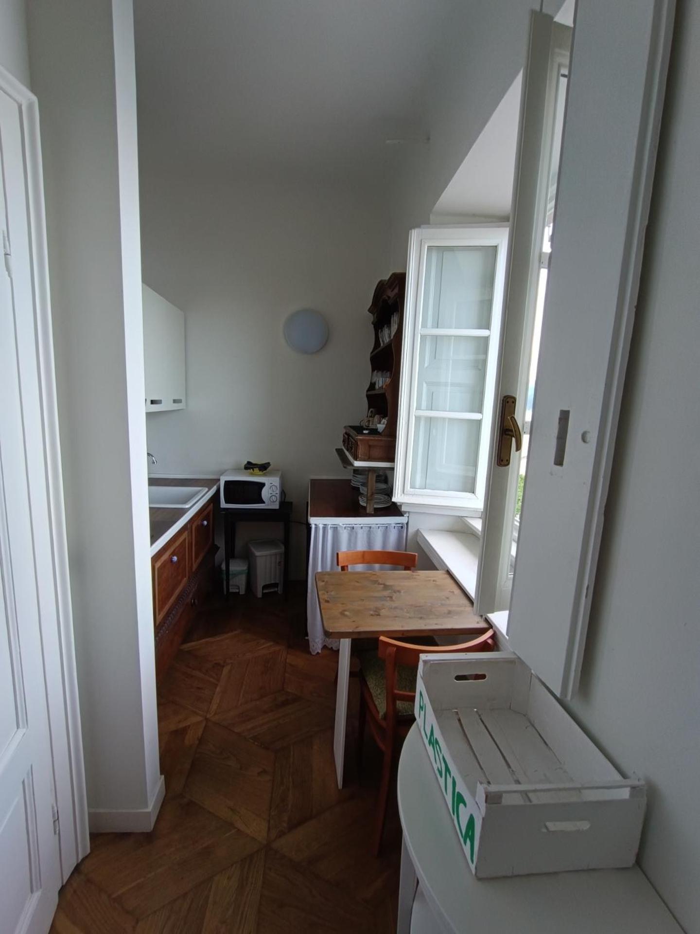 Casa Martelli Apartment Belgirate Bagian luar foto