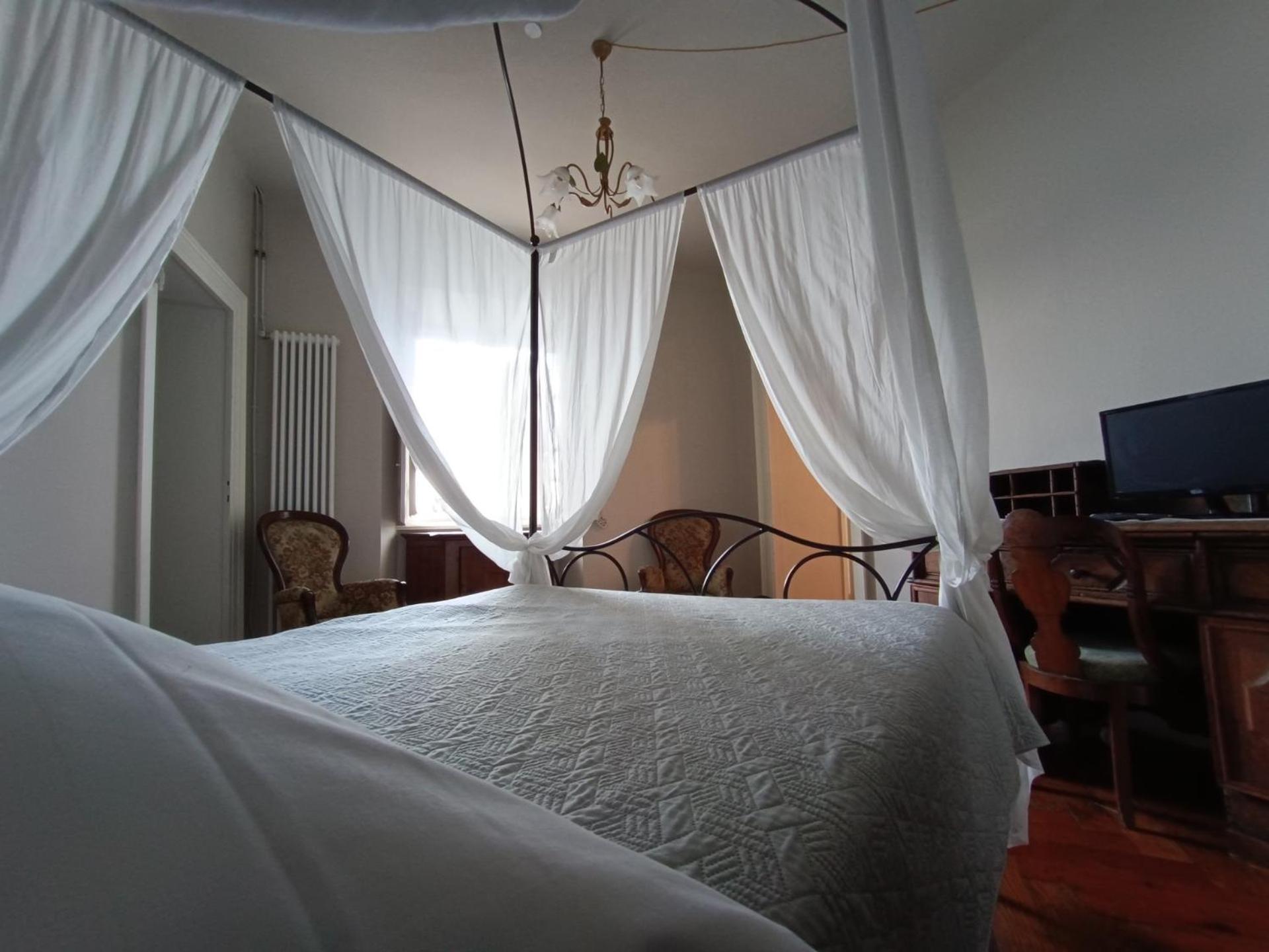 Casa Martelli Apartment Belgirate Bagian luar foto