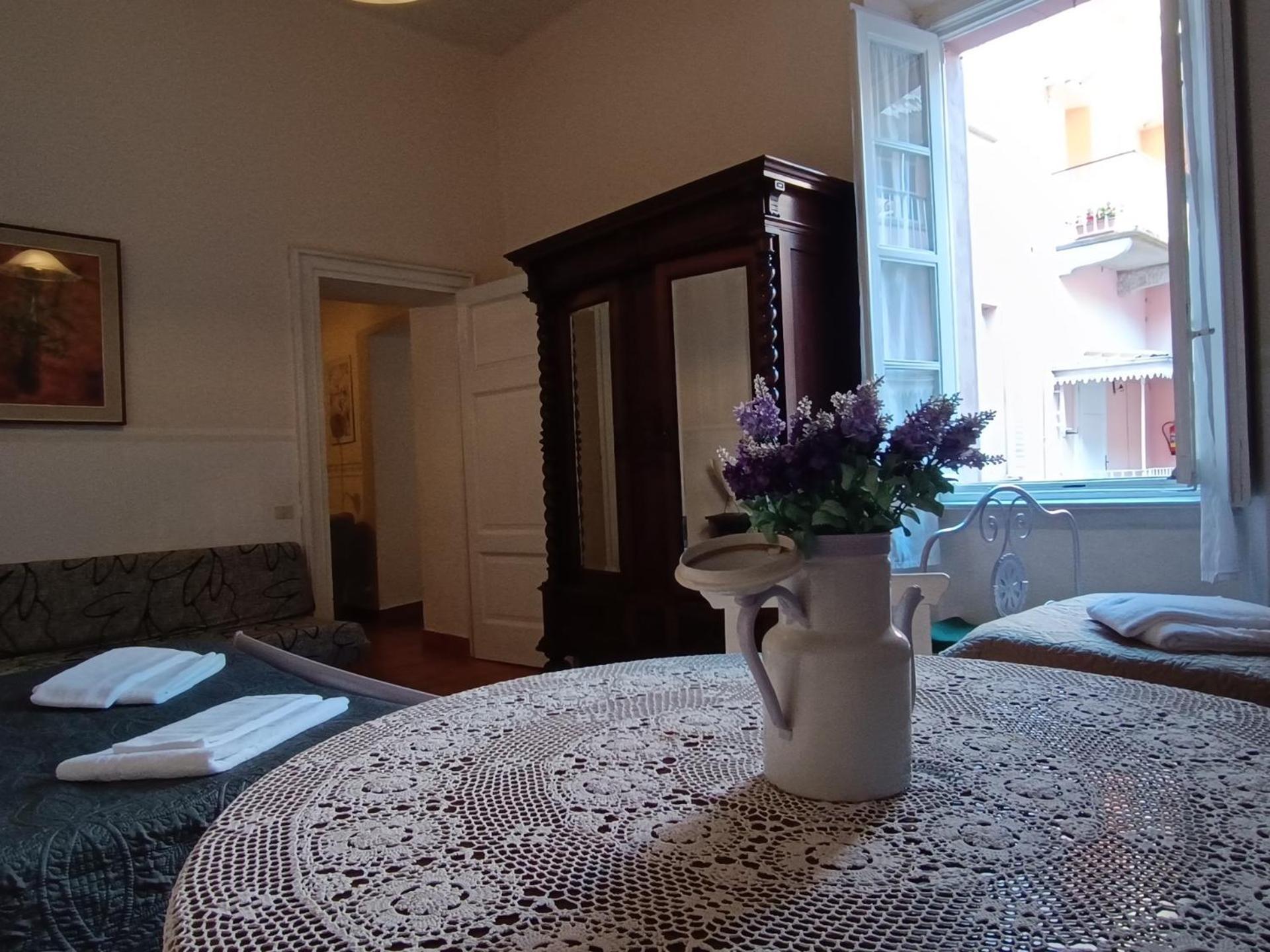 Casa Martelli Apartment Belgirate Bagian luar foto