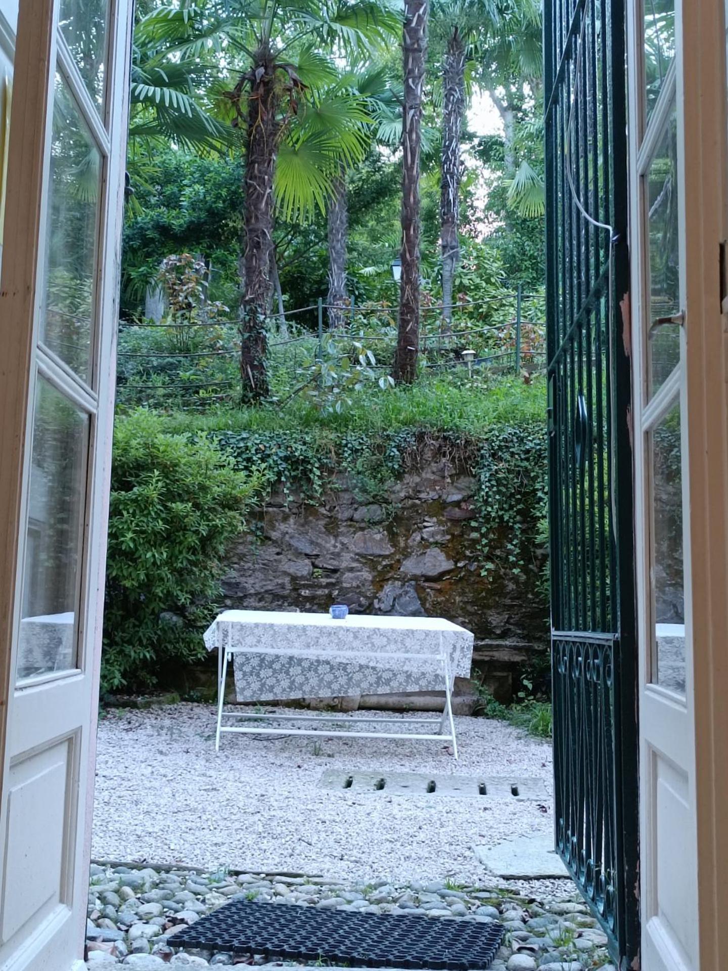 Casa Martelli Apartment Belgirate Bagian luar foto